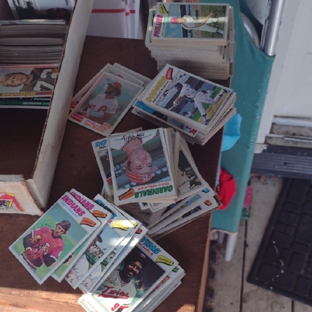 1977Vintage Baseball Trading Cards Collection(340 Total Cards)